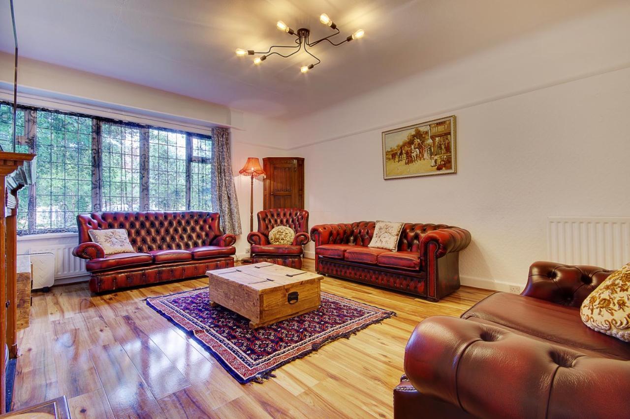 Cragside Villa With Hot Tub Bournemouth Buitenkant foto